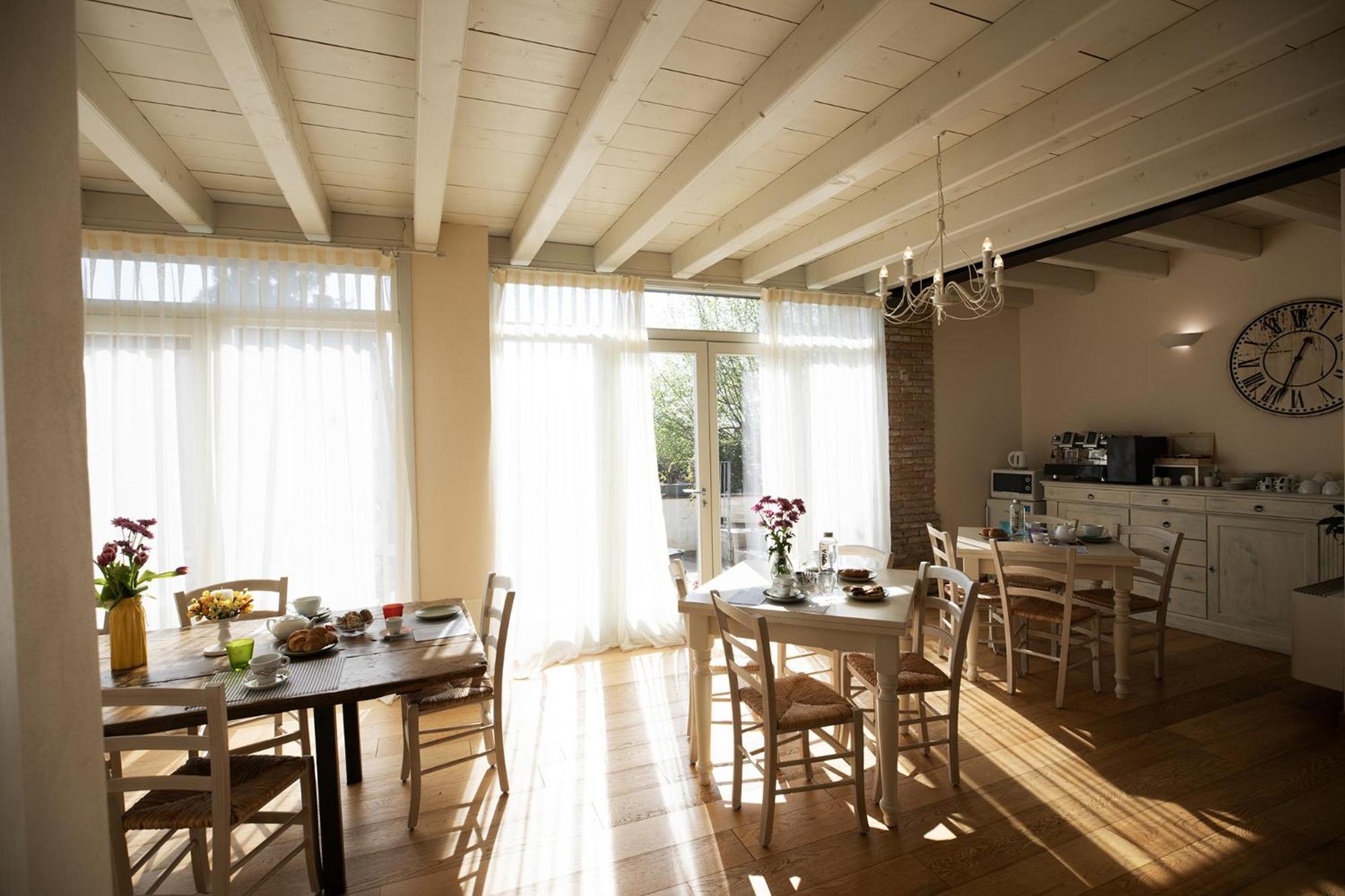Relais La Rocca Solferino Bed & Breakfast Exterior photo